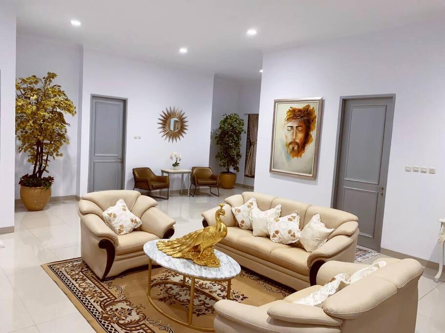 Garden Villa By Villapedia Bogor Exterior foto